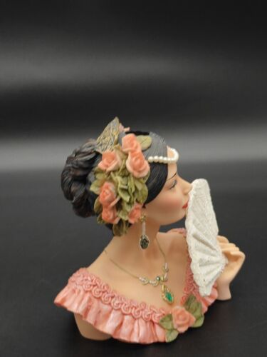 Cameo Girls Martina 1778 LV-90 head vase Evening in Seville 54/1500