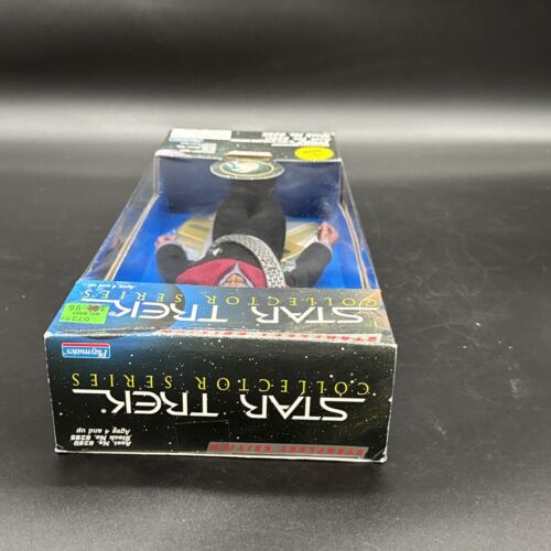 Playmates - Star Trek Starfleet Edition Lieutenant Commander Worf Action Figure