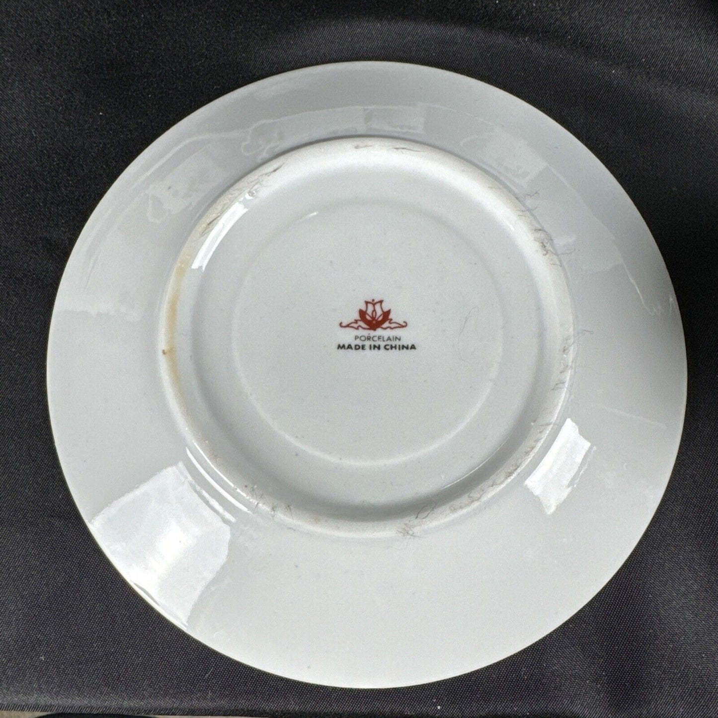 Set Of 8 Cups And Saucers White Porcelain Set Green Holly Leaves Red Berries