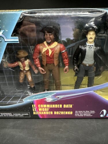 Star Trek TNG Holodeck Series Worf Data Fistful Of Datas 1998 Playmates Figures