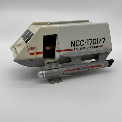 1996 Classic Star Trek 30th Anniversary Galileo Shuttlecraft NCC-1701/7 FIGURES!