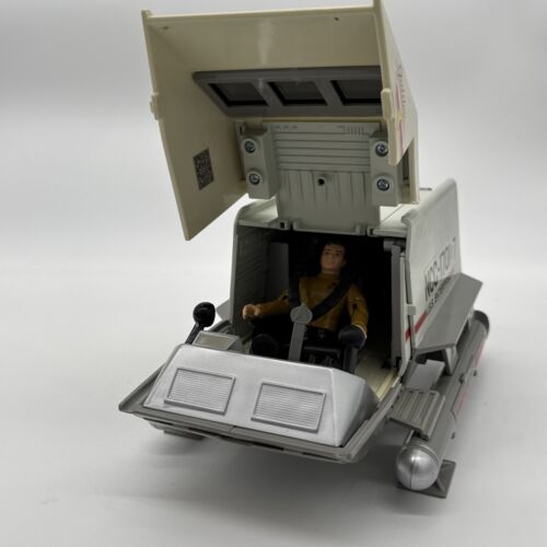 1996 Classic Star Trek 30th Anniversary Galileo Shuttlecraft NCC-1701/7 FIGURES!