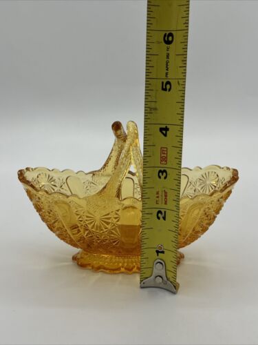 Vintage Fenton amber Glass split handle Basket Button & Daisy