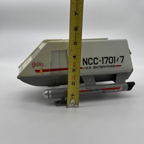 1996 Classic Star Trek 30th Anniversary Galileo Shuttlecraft NCC-1701/7 FIGURES!