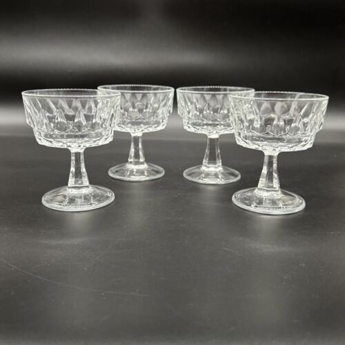 Lot 4 Vintage Arcoroc Cordial / Sorbet glasses 4 1/4”T