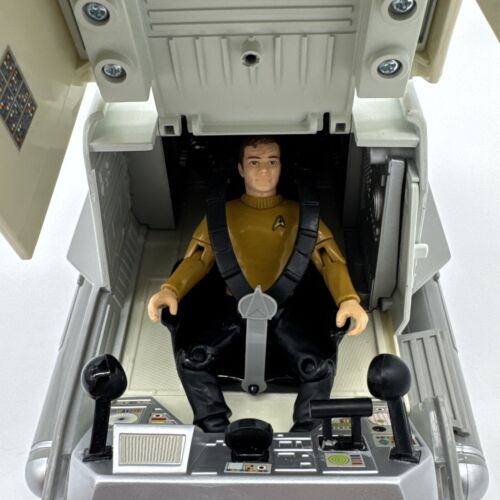 1996 Classic Star Trek 30th Anniversary Galileo Shuttlecraft NCC-1701/7 FIGURES!