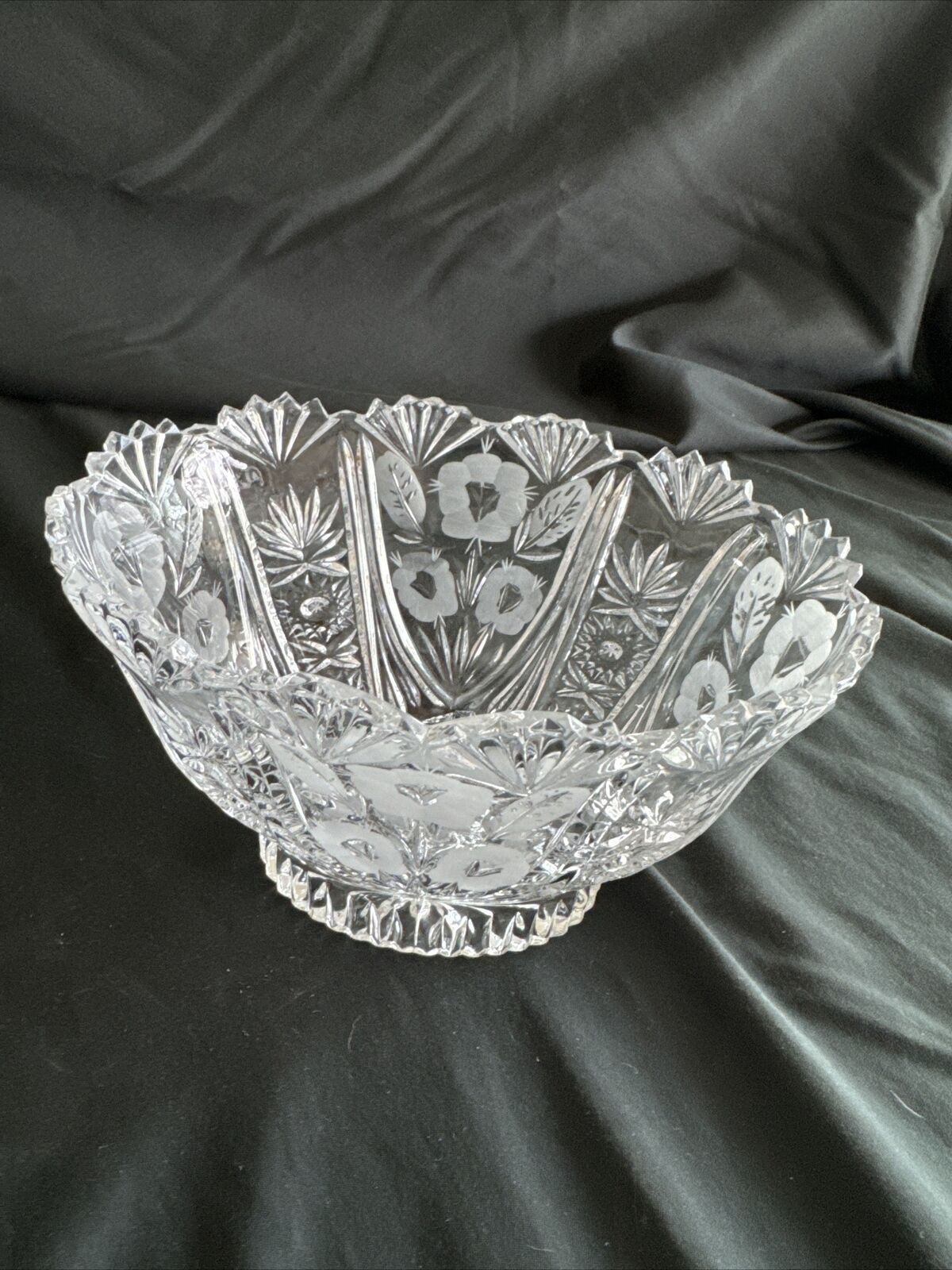 Shannon “Designs of Ireland” 24% Leaded Crystal Floral Bowl, Oval
