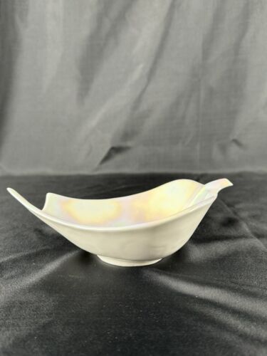 Vintage California Pottery leaf shaped iridescent bowl